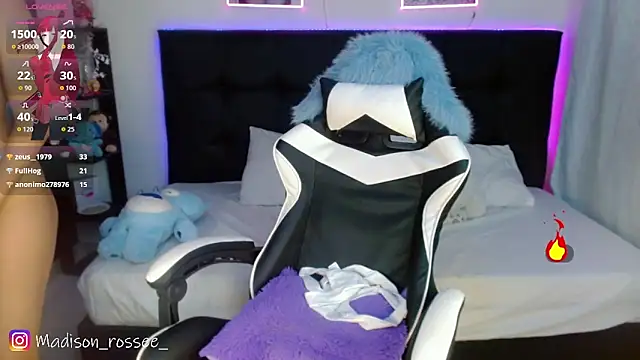 Madison Rossee online show from 04-21-26, 02:51