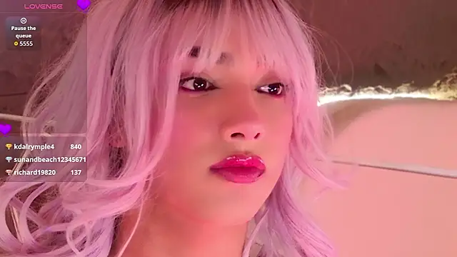 Snapshot of GraceFoxy chatting on 03-08-26, 02:04 GraceFoxy online show from 03-08-26, 02:04