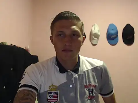 Snapshot of Cronos_Hot_8 chatting on 02-15-26, 06:59 Cronos Hot 8 online show from 02-15-26, 06:59