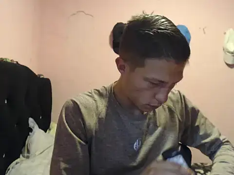 Snapshot of Cronos_Hot_8 chatting on 02-19-26, 10:55 Cronos Hot 8 online show from 02-19-26, 10:55