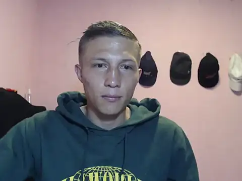 Snapshot of Cronos_Hot_8 chatting on 02-27-26, 06:24 Cronos Hot 8 online show from 02-27-26, 06:24