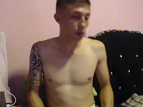 Snapshot of Cronos_Hot_8 chatting on 02-28-26, 05:03 Cronos Hot 8 online show from 02-28-26, 05:03