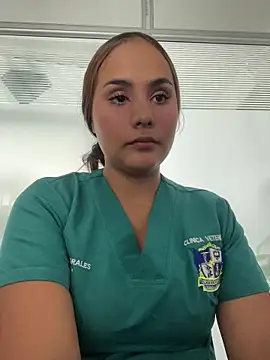 Snapshot of Noa_Harper- chatting on 02-10-26, 06:01 Noa Harper- online show from 02-10-26, 06:01