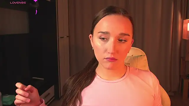 jenniferonlyforu online show from 04-26-26, 04:04