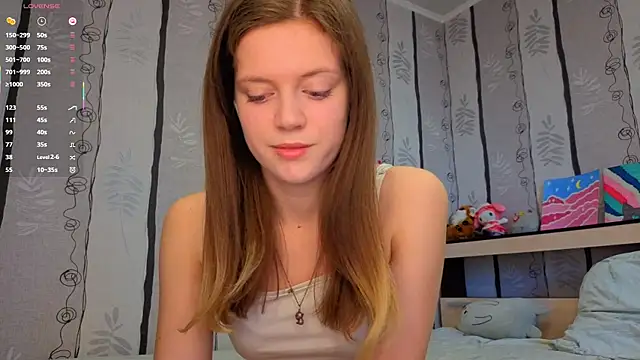 SueFerreyra online show from 04-04-26, 06:11