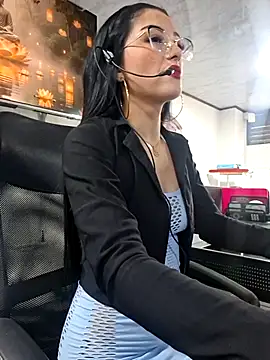 Jade connor online show from 04-23-26, 07:05