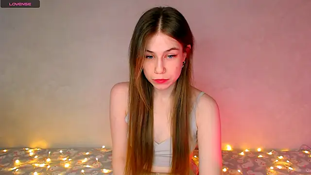 baby girl 0001  online show from 02-15-26, 03:14