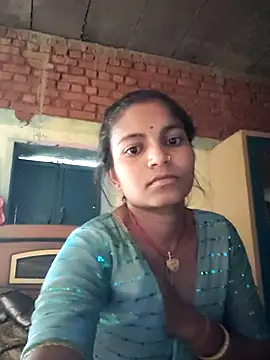 Snapshot of Gungun_thakur chatting on 05-26-26, 07:04 Gungun thakur online show from 05-26-26, 07:04