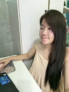 Amy8386 online show from 05-20-26, 05:19