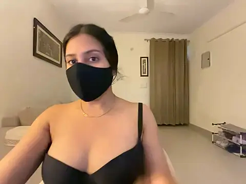 Snapshot of Anna_girl22 chatting on 05-07-26, 01:49 Anna girl22 online show from 05-07-26, 01:49