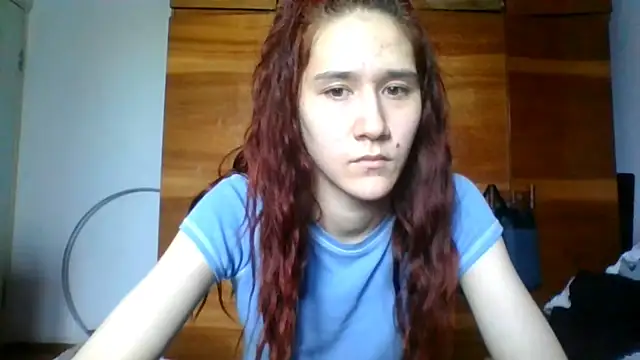 NickiKisinger online show from 06-04-26, 07:25