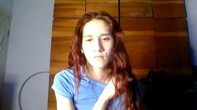 NickiKisinger online show from 06-05-26, 07:14