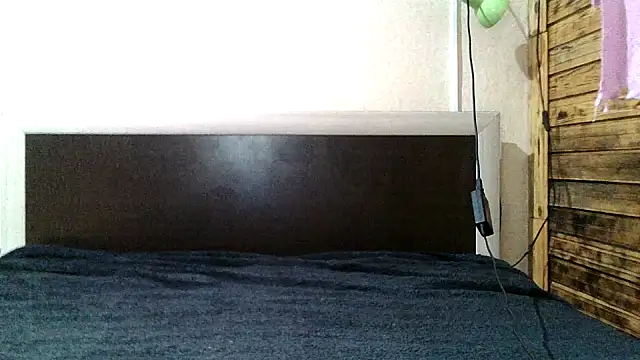 LuckyLust15 online show from 04-25-26, 04:26