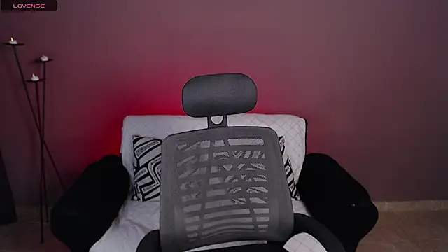 Bella jh online show from 04-22-26, 03:46