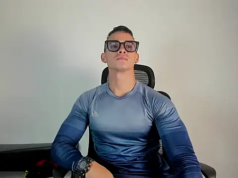 CRISTHIAN WOLF1 online show from 02-15-26, 09:22