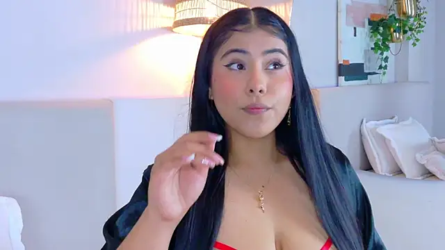 VioletBloomm online show from 04-21-26, 11:38