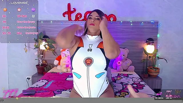 Snapshot of Sophia_Valentina chatting on 05-30-26, 04:53 Sophia Valentina online show from 05-30-26, 04:53
