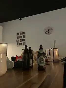 Snapshot of Just-Lilly chatting on 03-08-26, 12:31 Just-Lilly online show from 03-08-26, 12:31