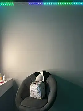 Just-Lilly online show from 04-23-26, 03:19