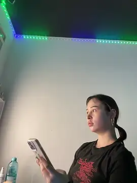 Just-Lilly online show from 04-26-26, 02:04