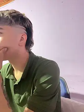 AlexanderCollman2 online show from 03-18-26, 05:43