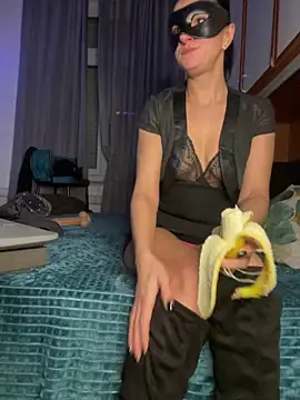 Snapshot of IRISKOSU chatting on 02-04-26, 09:53 IRISKOSU online show from 02-04-26, 09:53