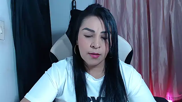 hotsweet-69 online show from 07-09-26, 05:00