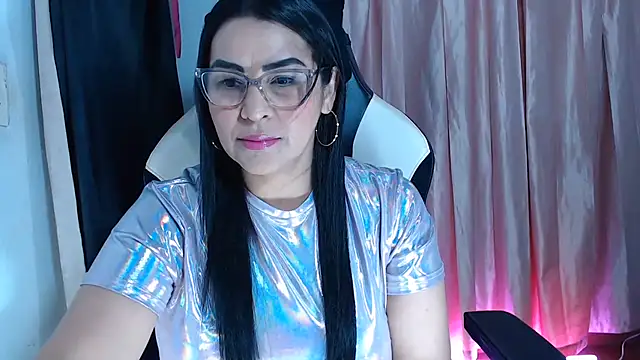 hotsweet-69 online show from 07-10-26, 05:34