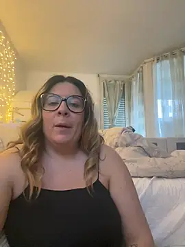 Snapshot of JasmineGlow7 chatting on 03-06-26, 04:25 JasmineGlow7 online show from 03-06-26, 04:25