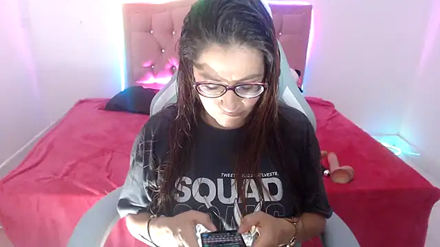 snowhot-69 online show from 03-30-26, 12:33