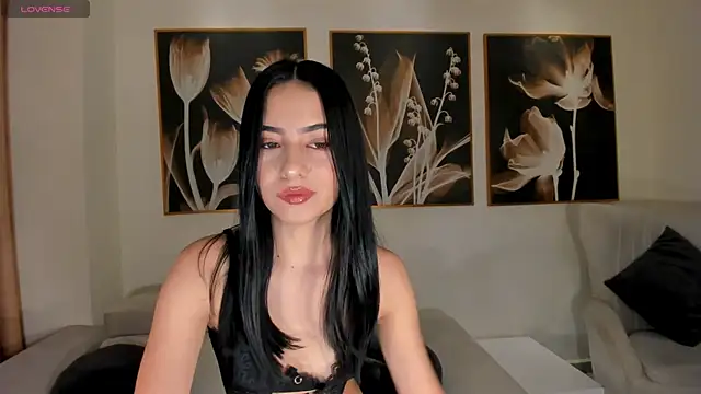 LucieMartin online show from 04-19-26, 11:42