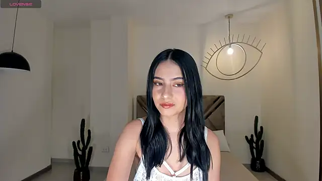 LucieMartin online show from 04-21-26, 07:28