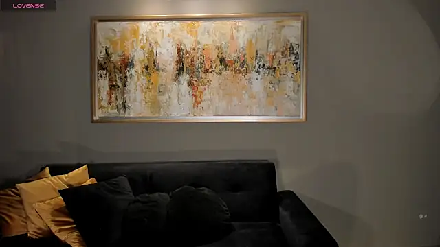 LucieMartin online show from 04-25-26, 07:44