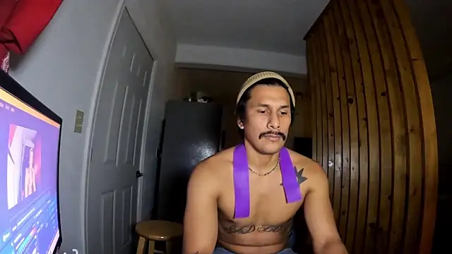 Snapshot of saddad714 chatting on 03-08-26, 10:02 saddad714 online show from 03-08-26, 10:02