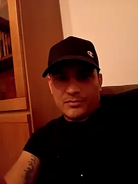Riccardozz online show from 05-01-26, 01:21