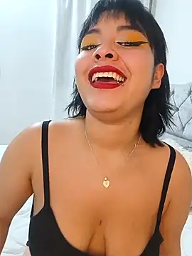 zoe love18 online show from 04-24-26, 05:10