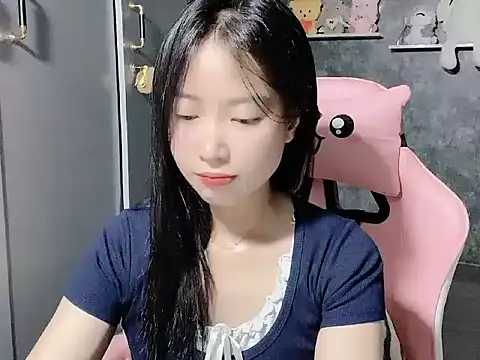 Linne6789 online show from 04-20-26, 06:20