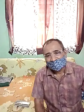 HoneyHush online show from 02-06-26, 08:07