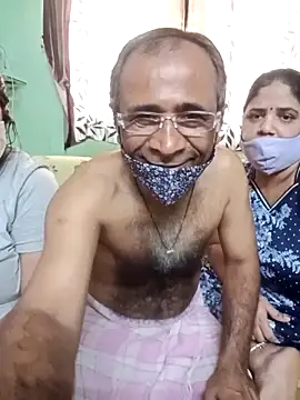 HoneyHush online show from 03-12-26, 09:37