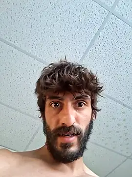 lowhangingdick22 online show from 06-08-26, 12:47