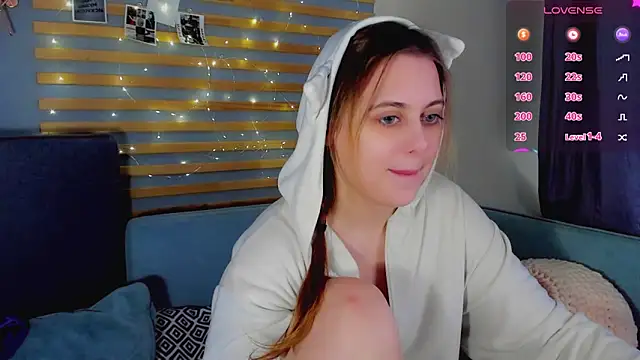 Alice Wanderr online show from 03-02-26, 05:08