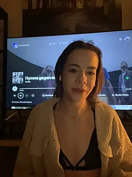 JulietSugar online show from 02-05-26, 12:59