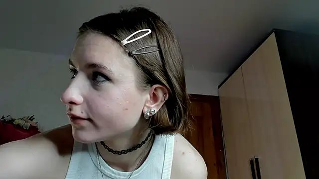 Snapshot of VelvetCaress chatting on 05-15-26, 09:16 VelvetCaress online show from 05-15-26, 09:16