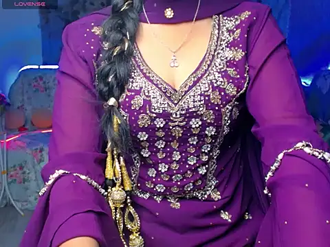 ELIZA 01 online show from 04-26-26, 05:05