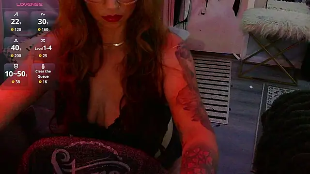 Snapshot of Alicethickpeach chatting on 05-09-26, 04:50 Alicethickpeach online show from 05-09-26, 04:50