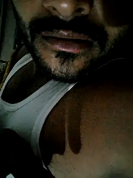 Snapshot of hot---boy1 chatting on 02-14-26, 05:32 hot---boy1 online show from 02-14-26, 05:32