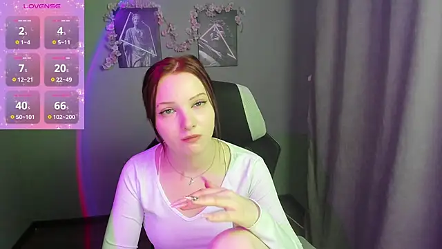 AuroraKane online show from 04-28-26, 04:23