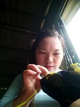 Snapshot of cute-hiphop chatting on 03-27-26, 01:22 cute-hiphop online show from 03-27-26, 01:22