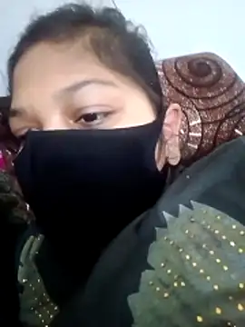 Snapshot of Priyani_2304 chatting on 02-06-26, 05:16 Priyani 2304 online show from 02-06-26, 05:16