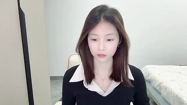 Snapshot of DYyyyyy-- chatting on 02-07-26, 12:09 DYyyyyy-- online show from 02-07-26, 12:09